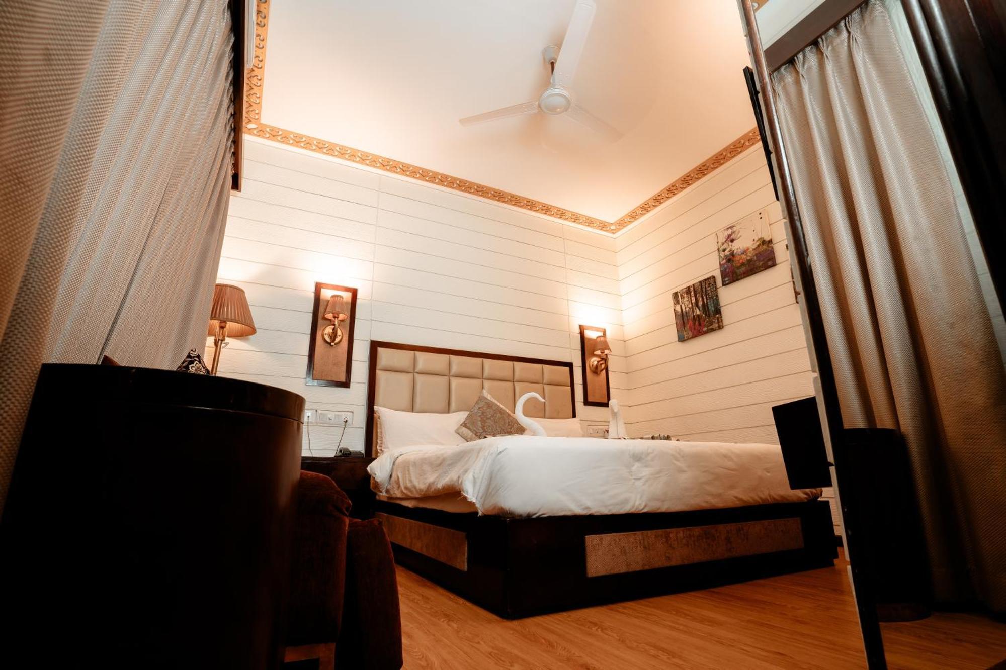 Отель Sinon Baga Retreat Экстерьер фото